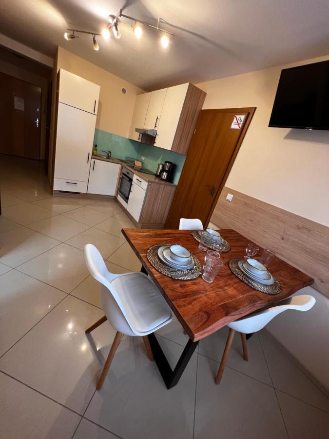 Apartments Wile Sued Wina Bagian luar foto