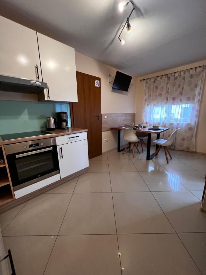 Apartments Wile Sued Wina Bagian luar foto